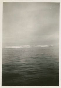 Image: Iceberg between Labrador and Baffin Island